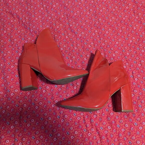 Patent Leatherette Bootie Pointy Toe Block Heel Liliana Zoya-4 Vegan Red Size 7 - Picture 10 of 10